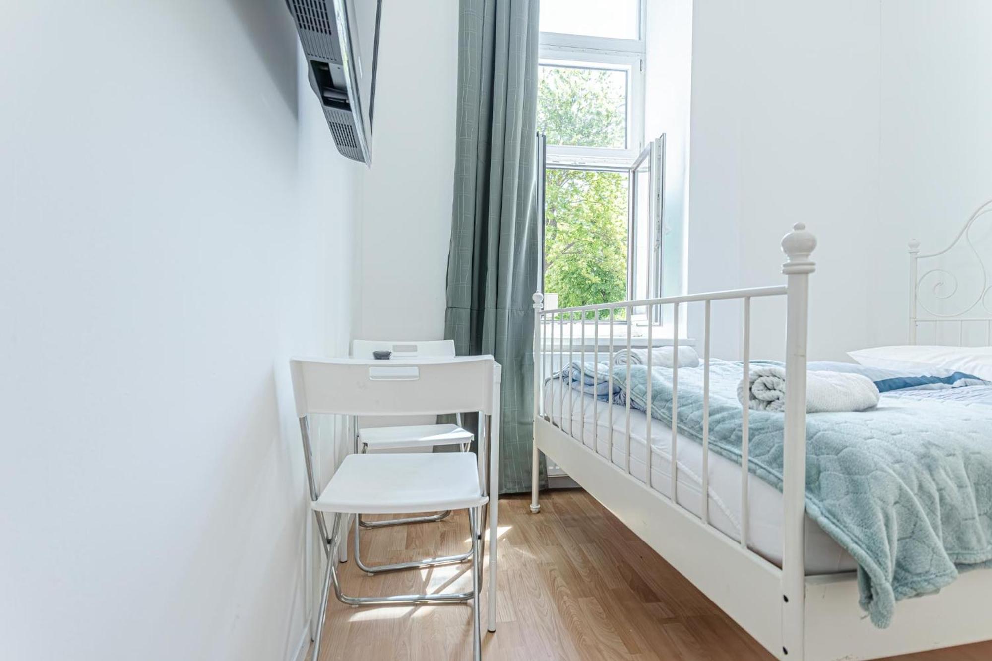 Loevly Shared 6Br With Garden Near Danube & Millenium City Viena Exterior foto